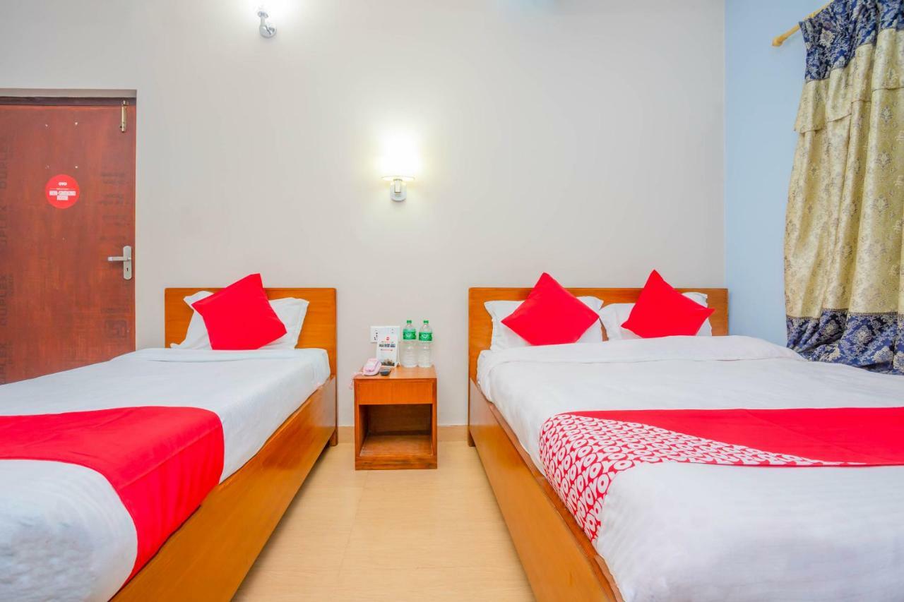 Oyo 575 Api Suites Pokhara Exterior photo