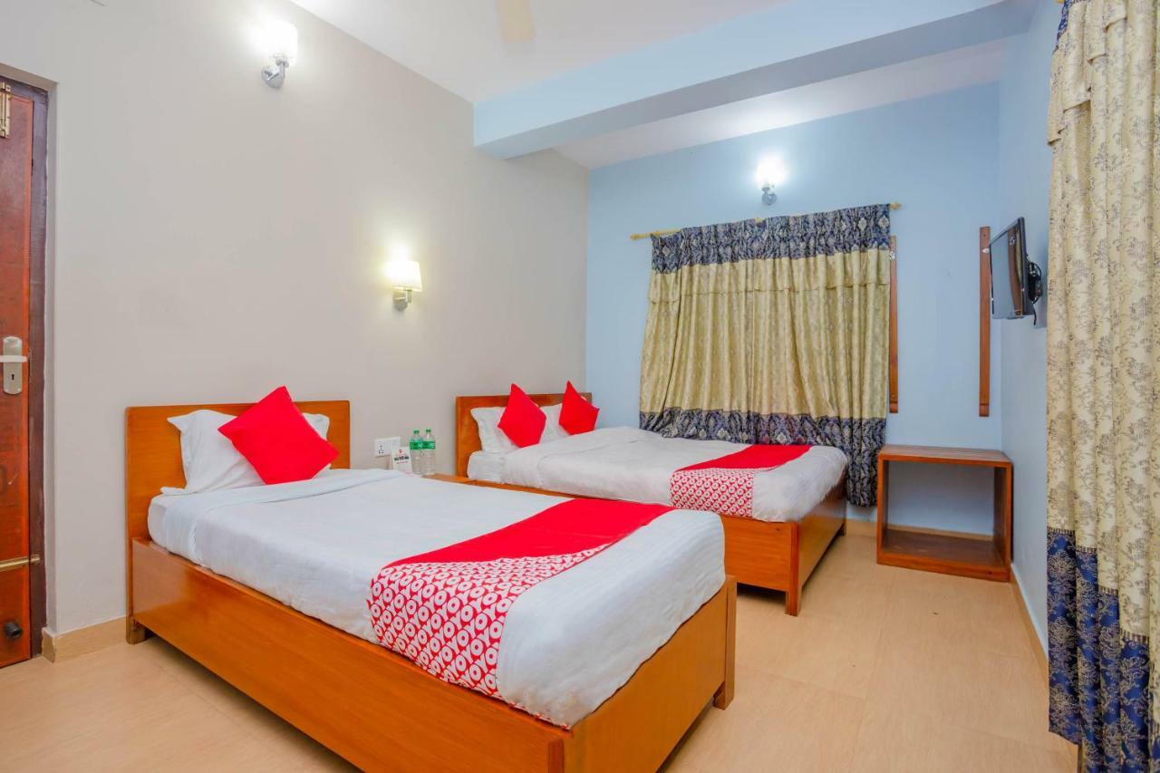 Oyo 575 Api Suites Pokhara Exterior photo